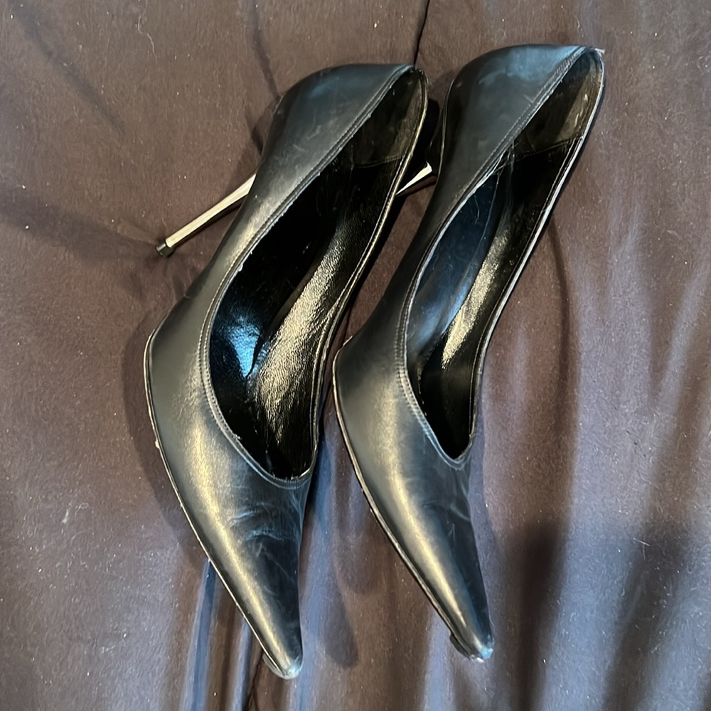 Gucci 👠 - Picture 4 of 8